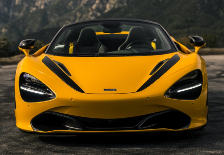 Top Down Thrills: Exploring Los Angeles in a McLaren 720S Spider Top Down Thrills: Exploring Los Angeles in a McLaren 720S Spider